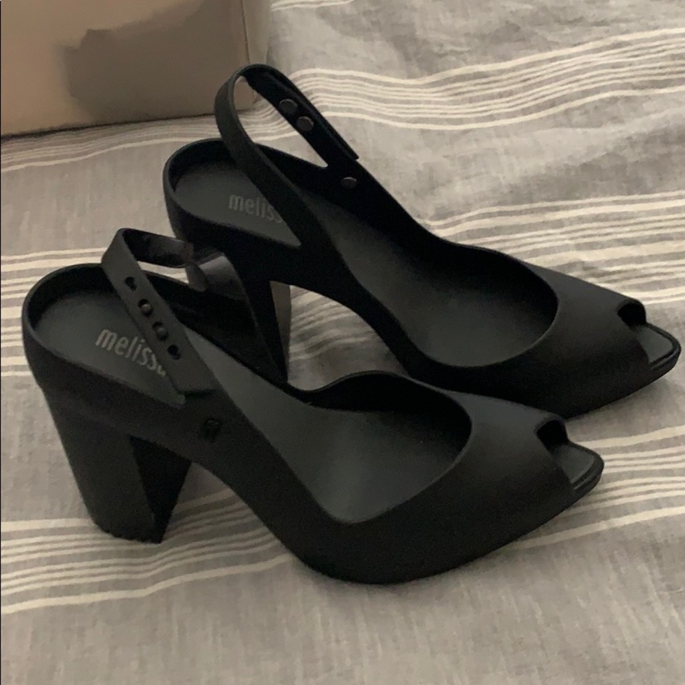 Melissa peep toe